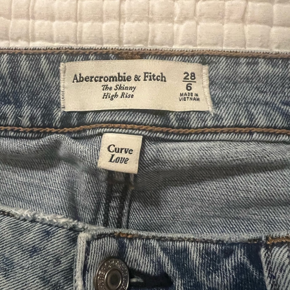 Abercrombie curve love skinny